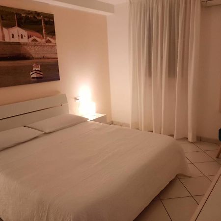 Villa Oblo 法维尼亚纳 外观 照片
